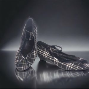Rampage Black & White Plaid Strappy Open Toe Flats Shoes SIZE US 7.5